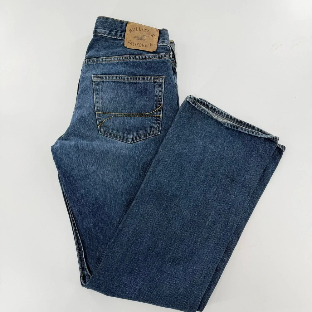 Hollister Jeans Straight Leg Button Fly Y2K Men 30x32 Blue Medium Wash Denim GUC